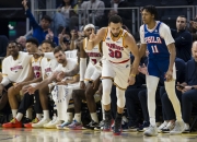 乐动体育在线-NBA常规赛激烈进行，火箭勇士展开巅峰对决的简单介绍
