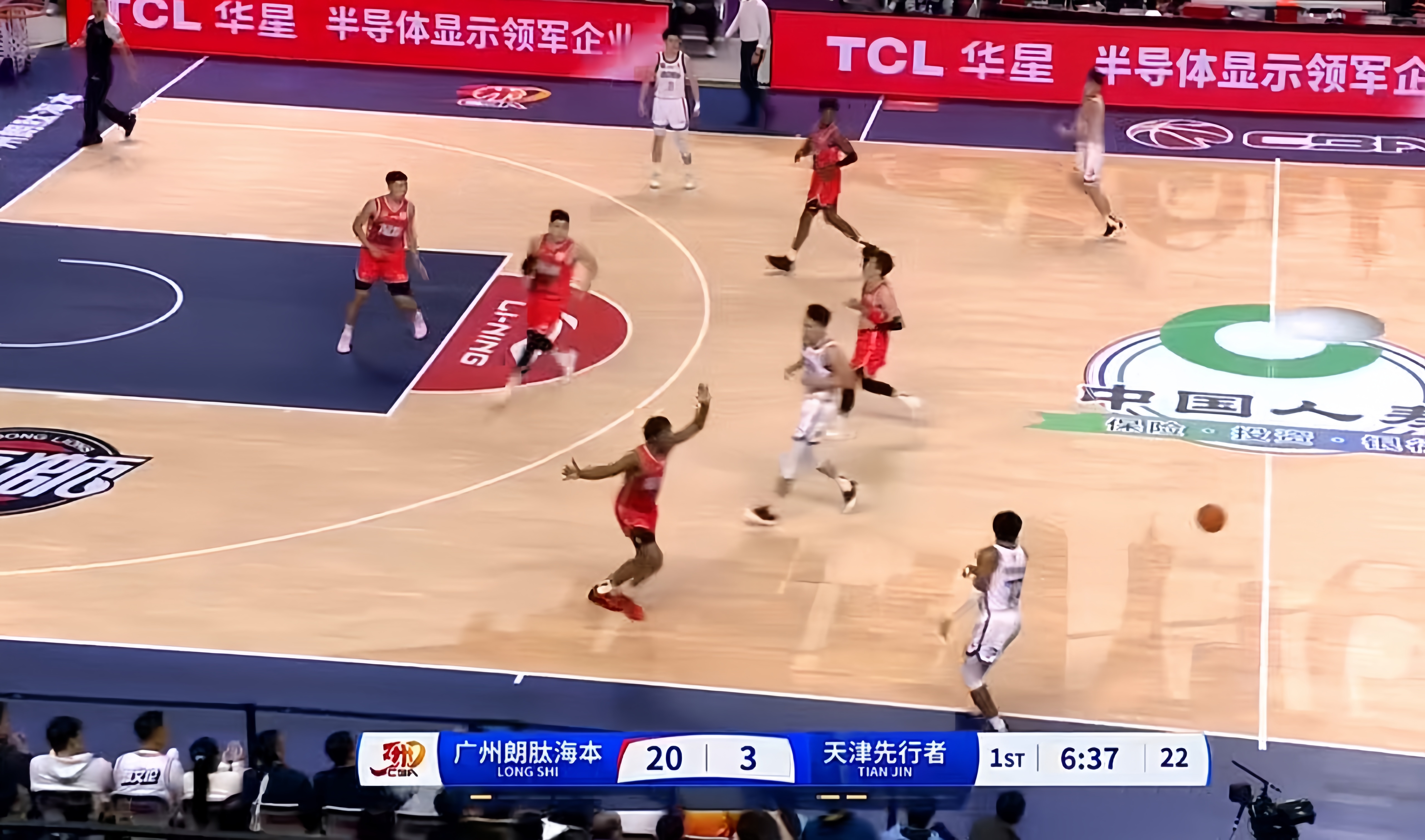 北京男篮战胜广州队，表现抢眼场场取胜(北京男篮对广东男篮比赛谁赢了)