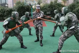 塔斯马尼亚联技战术演练密集，冲刺冠军全力以赴