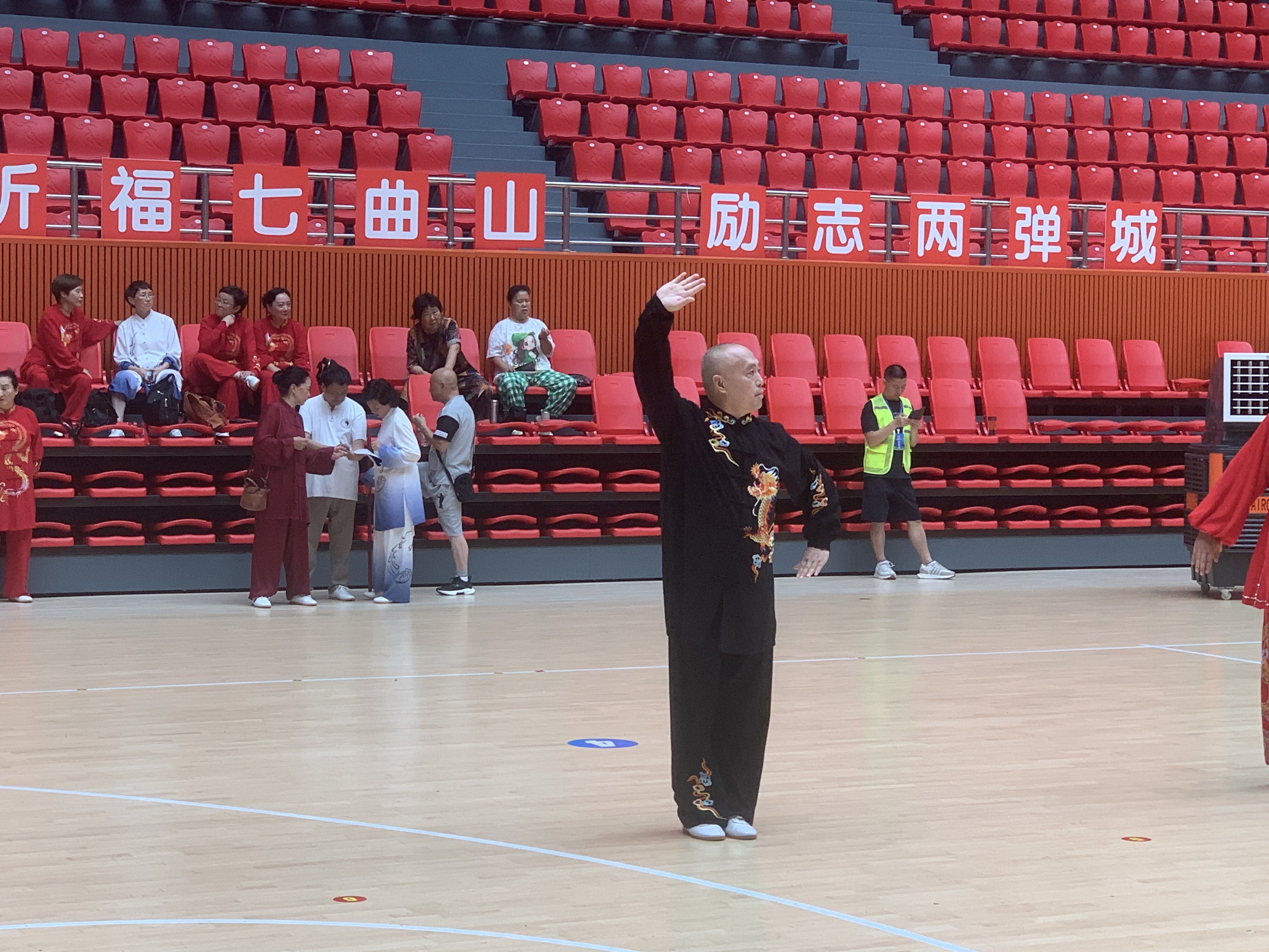 中国代表团表现出色斩获多金